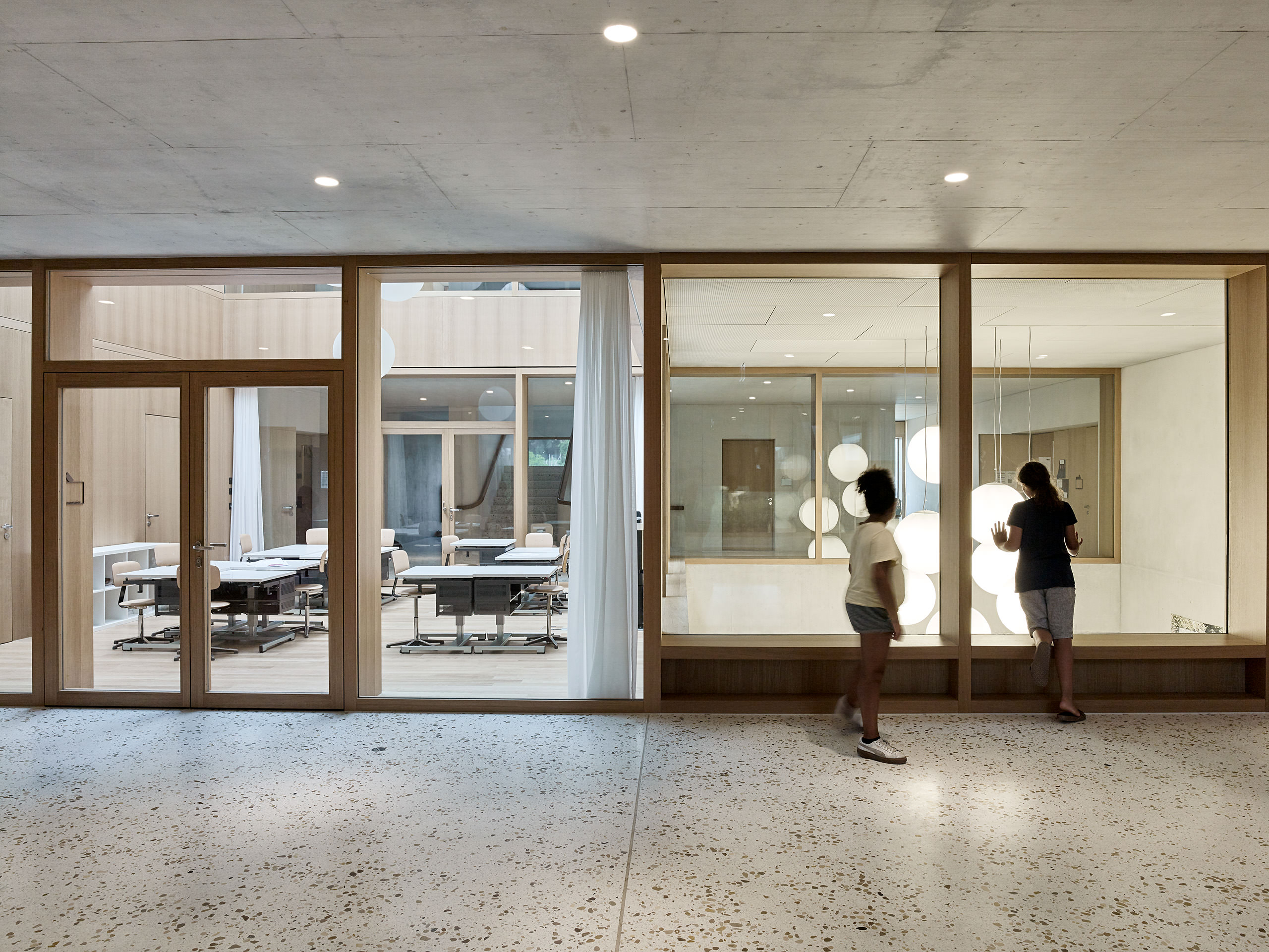 E18680 Alpa 090257 SCREEN